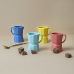 tazas cafe en forma de cafetera de colores balvi